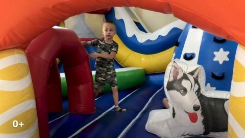 Аутист в игровой комнате ??? #аутизм #аутист #особенныйребенок #яаутист