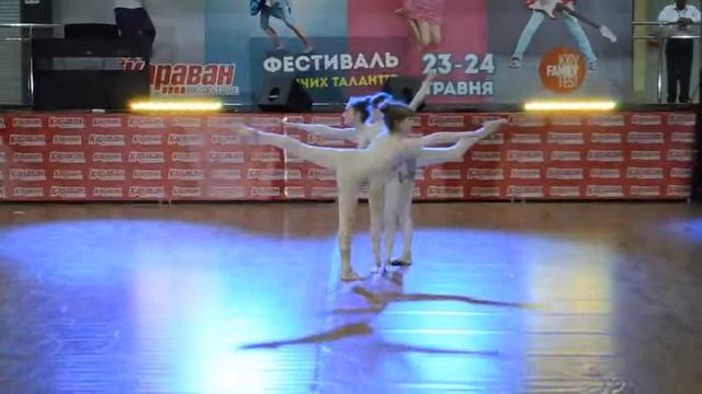 Комплимент- Время ( часы) акробатика смотреть онлайн