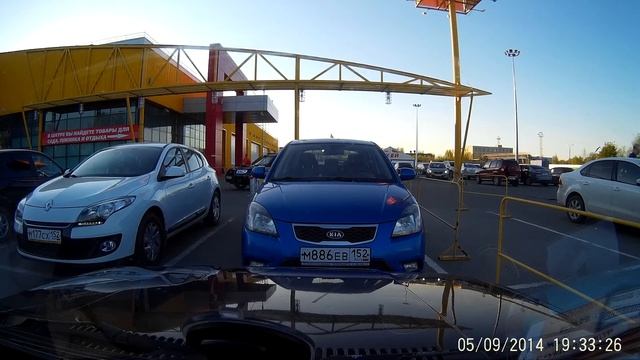 Скрытая камера на парковке? Hidden camera смотреть онлайн