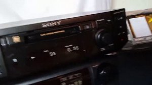 SONY  MDS - S 50. Mini Deck . SONY  FH-B 711.