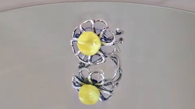 Кольцо с пейзажным янтарем в серебре смотреть онлайн