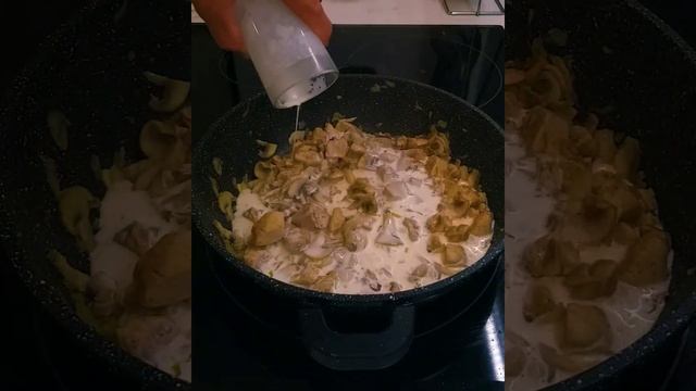 ПАСТА ФЕТУЧИНИ АЛЬФРЕДО / ПАСТА С КУРИЦЕЙ И ГРИБАМИ В СЛИВОЧНОМ СОУСЕ