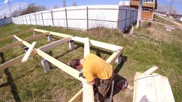 Обвязка свайного фундамента (ростверк). КАРКАСНЫЙ ДОМ. СТРОЮ ОДИН. Часть 1.