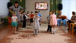 Полька жёлтых фруктов автор А Чугайкина движения Г Богданова