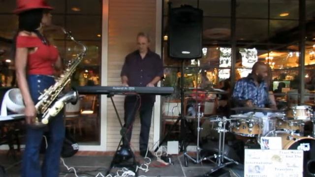 Sudden Samba смотреть онлайн