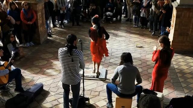 Flamenco entre bambalinas, en la Plaza de España, Sevilla. 11.12.2019 смотреть онлайн
