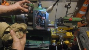 Правильная установка сальника на ходовой вал коробки подач ТВ-4