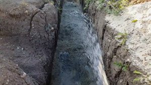 ЗАМЕНА ГРУНТА НА ЩЕБЕНЬ.  Фундамент на участке с высокой водой.(часть2)