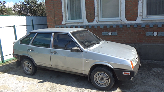 Девятка почти готова. Последние штрихи по салону. Установка потолка. #12 смотреть онлайн