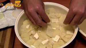 Вкусный картофель в мультиварке тушеный с молоком