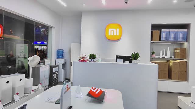 Магазин MI в Хошимине
