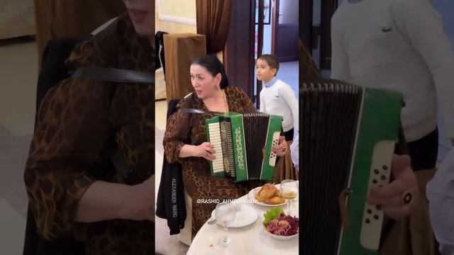Барият Токаева #кумыки# #кумыкскаясвадьба# #кумыкизажигают#
