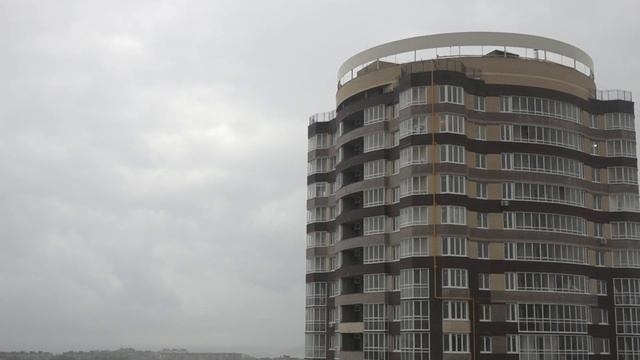 Сильный ливень Льет как из ведра Машины бороздят лужи Чебоксары в дожде Новочебоксарск 6 06 2020 смотреть онлайн