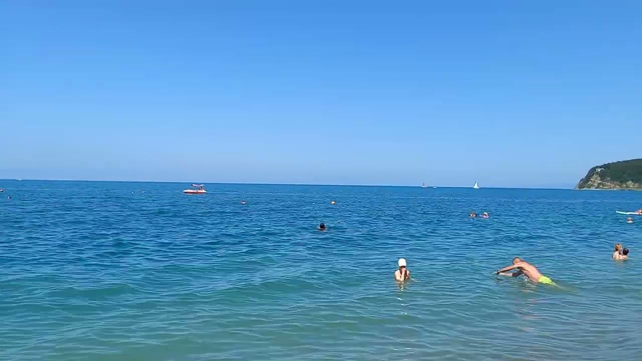 Новомихайловский. Турбаза приморская. Пляж . 26.06.23. смотреть онлайн