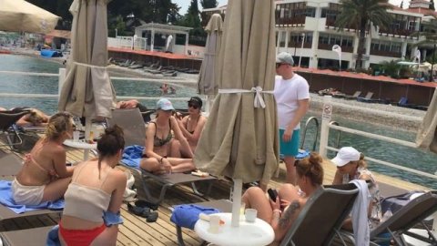 ANTALYA KEMER BEACH WALK ?? TURKIYE #turkey #kemer #antalya #beach