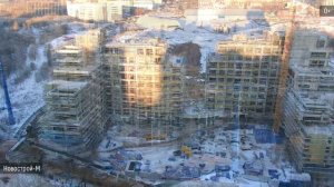 Обзор с воздуха клубного дома «Река» (аэросъемка: апрель 2021 г.)