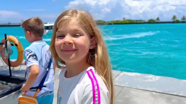 Roma and Diana show how to behave at the Airport and Other latest episodes of Diana and Roma