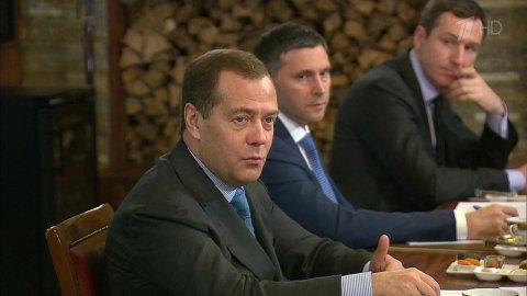 В центре внимания Дмитрия Медведева реформа обращения с так называемыми ТБО