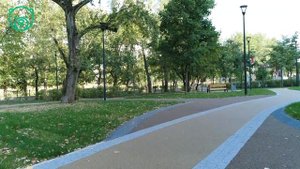 Резиновое покрытие в парке
