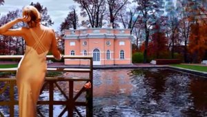 ОСЕНЬ СЛОВНО КРАСИВАЯ ЖЕНЩИНА