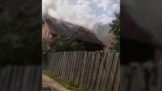 Видео с пожара на Мясокомбинатском проезде - глазами очевидцев смотреть онлайн