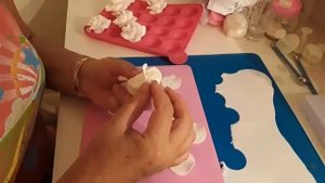 Быстрые розы из сахарной мастики