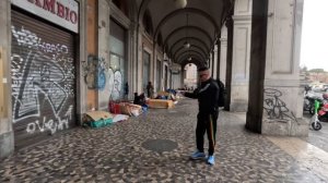 Siamo stati Aggrediti sotto i Portici della Stazione Termini