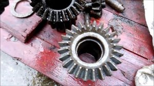 ЮМЗ 8040.2 Ремонт КПП и заднего моста часть № 2