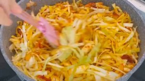 Ленивые голубцы без мяса . Рис с тушеной капустой , очень простой и вкусный рецепт !!