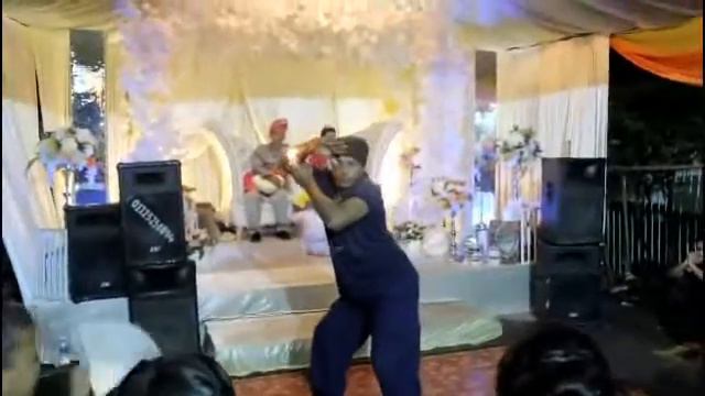 A MAN EATING FIRE WHILE DANCING ⭐SONETA GROUP смотреть онлайн