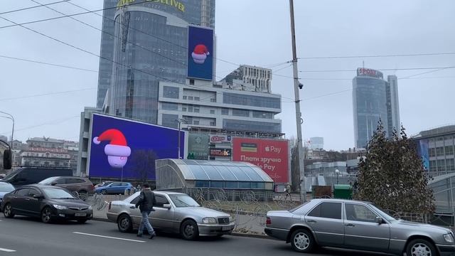 ЗАЧЕМ ЛЕКСУСУ РОГА? ЦУМ В КИЕВЕ. ХОЧУ СУМОЧКУ ЗА 200 БАКСОВ | Arina Belaja смотреть онлайн