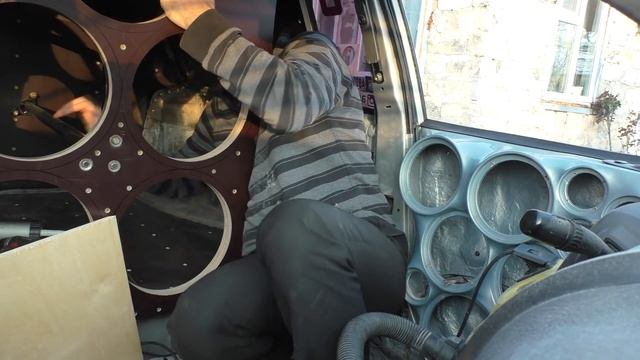 Стена, залил стаканы, установил распорки смотреть онлайн