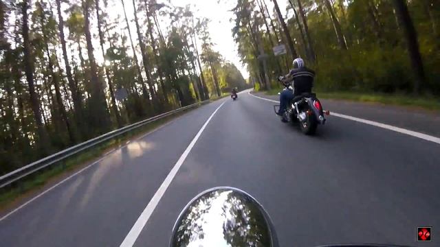 мотоциклисты вышли "за хлебом", и уехали в Приморск смотреть онлайн