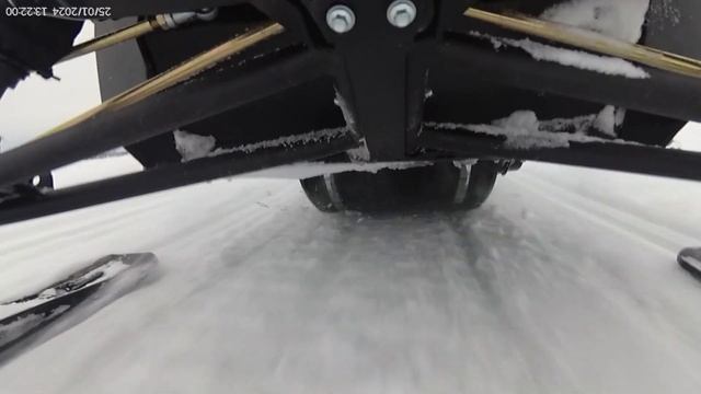 Небольшая покатушка на снегоходе Ирбис Тунгус 500. смотреть онлайн