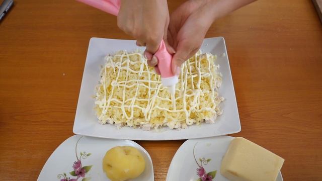 ЗА УШИ НЕ ОТТАЩИШЬ Салат РУССКАЯ КРАСАВИЦА