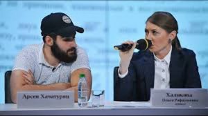 Сестры Хачатурян отметили день рождения Марии,нарушив меру пресечения.