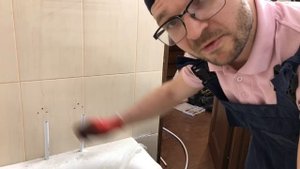 Установка ДЕШЁВОЙ ванны, если смеситель на стене. Как не купить Г?