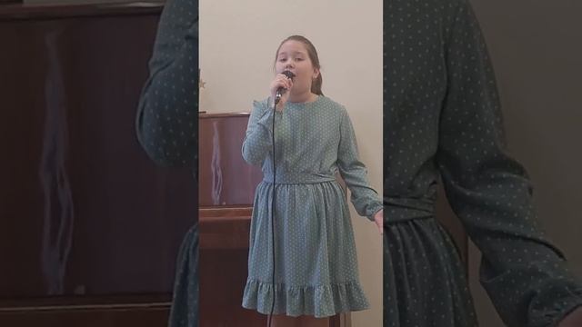 Зубенко Варвара "Праздник Бабушек и Мам"
