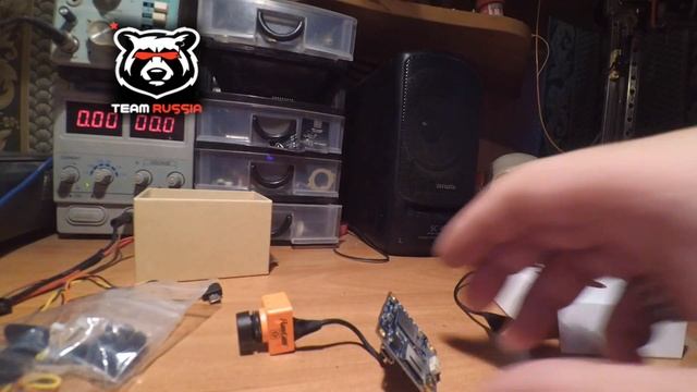 RUNCAM SPLIT Распаковка и первый короткий обзор FPV камеры смотреть онлайн