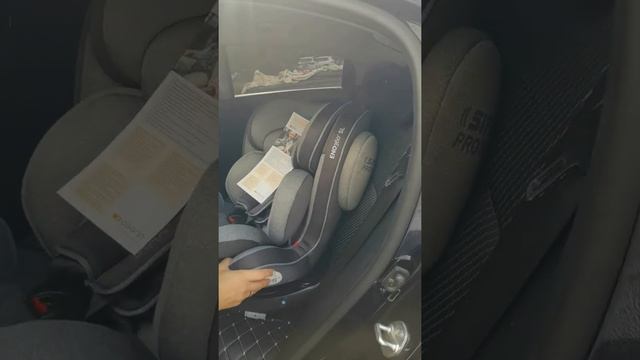 Поворотное автокресло Osann Eno 360 SL - установка в автомобиле, крепление