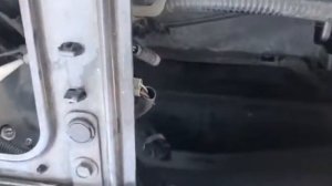 Как открыть заблокированный лючёк зарядки на Нисан Лиф