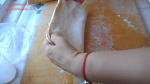 Слоёная лепёшка на кефире. смотреть онлайн