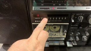 vintagemoscow . магнитола sanyo mr-x910 (9996)