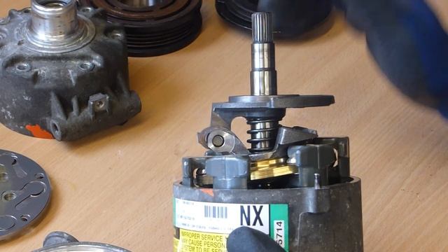 How It Works Car AC Compressor смотреть онлайн