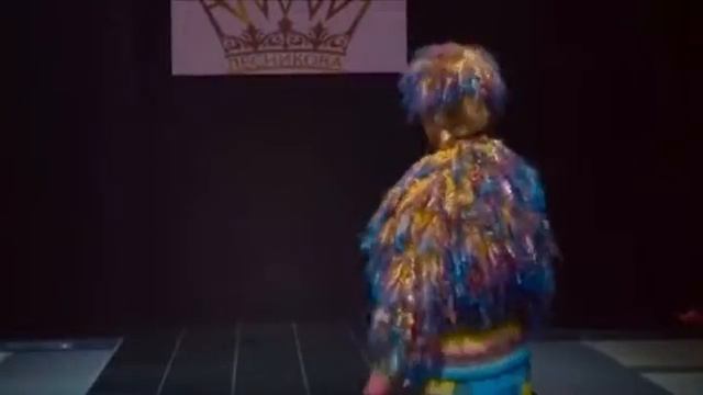 Дизайнерский Костюм ручной работы РАДУГА смотреть онлайн