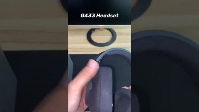 Unboxing Logitech G433 7.1 Surround Sound Gaming Headset - What’s in the box? смотреть онлайн