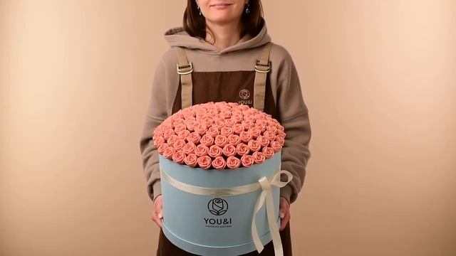 101 шоколадная роза в шляпной коробке(Р_г) смотреть онлайн