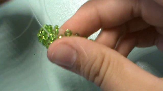 Мастер-класс на амигуруми динозаврика из бисера 1 часть