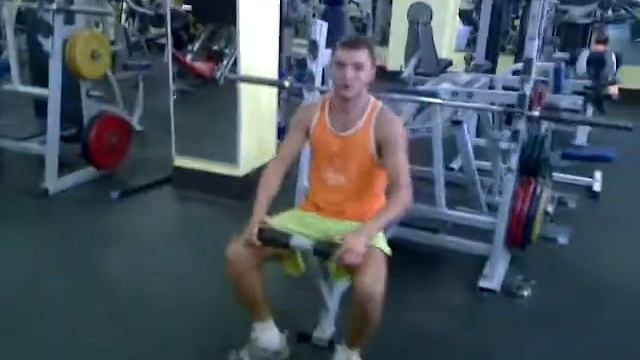 Как проходят тренировки в субботу утром под моим чутким руководством)) смотреть онлайн