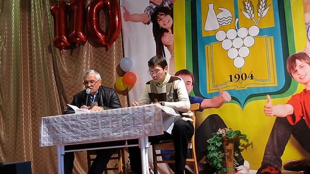 Автор книги о Прасковее Виктор Омельченко встретился со студентами Винтехникума
